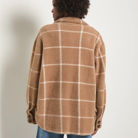 Daydreamer Shacket - Picture 2 of 4